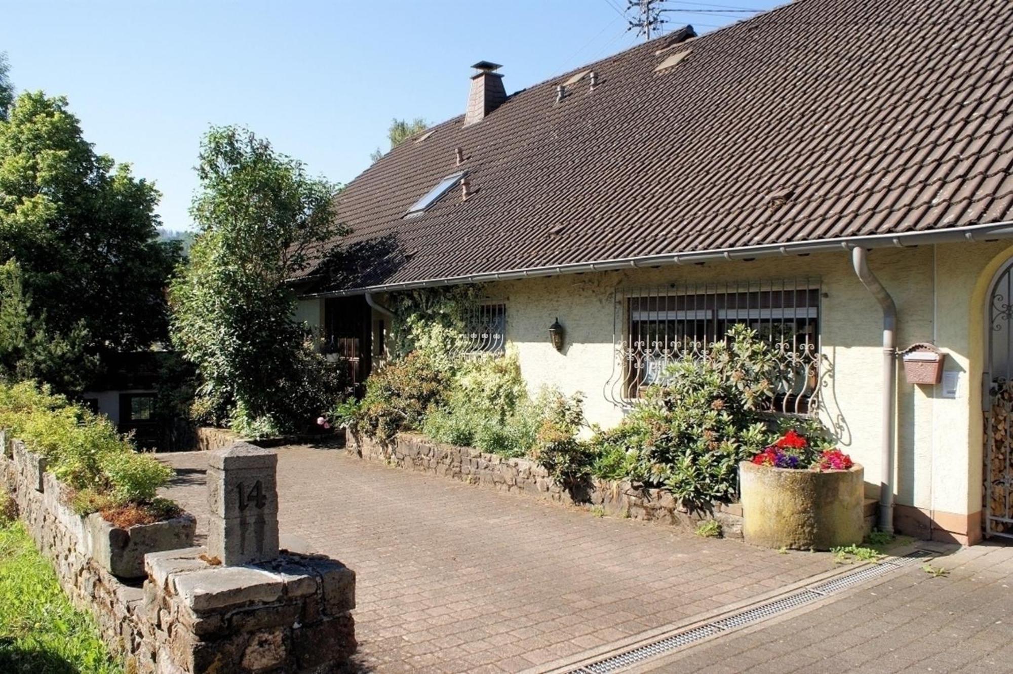 Апартаменты Haus "Zwischen Den Waeldern" Allenbach Экстерьер фото